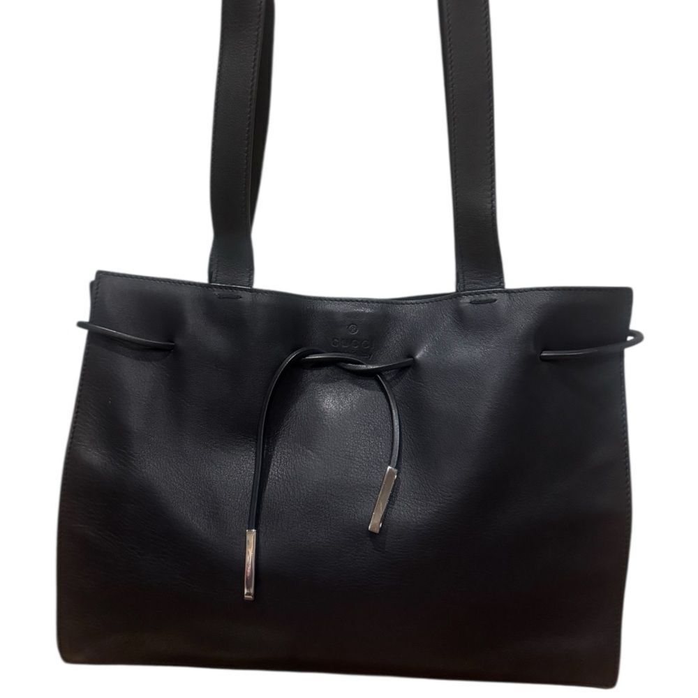 GUCCI Black Leather Cinch Shoulder Bag